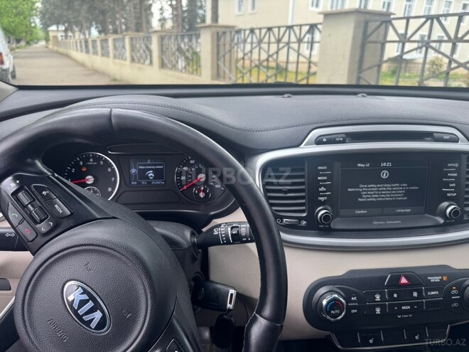 Kia Sorento-5