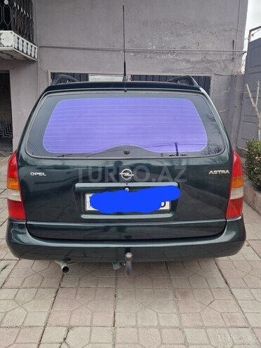 Opel Astra-3