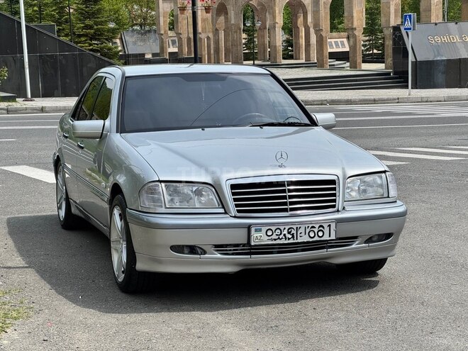 Mercedes C 240-2