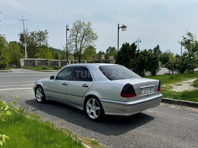Mercedes C 240-9