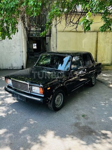 LADA (VAZ) 2107-4