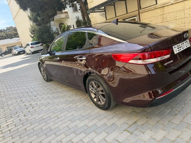 Kia Optima-5