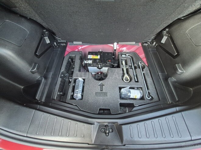 Nissan Note-9