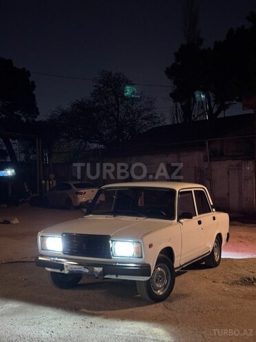 LADA (VAZ) 2107-1