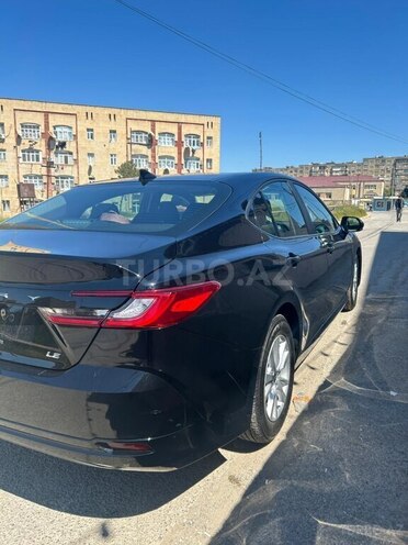 Toyota Camry-7