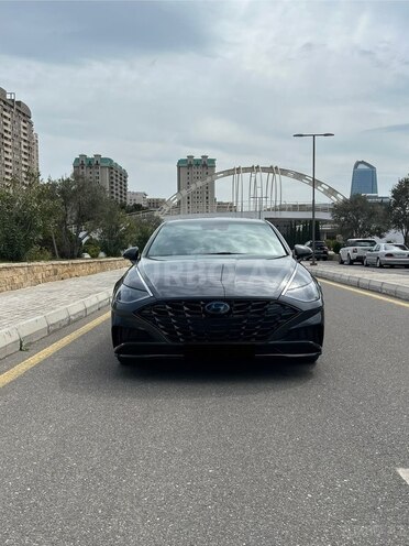 Hyundai Sonata-1
