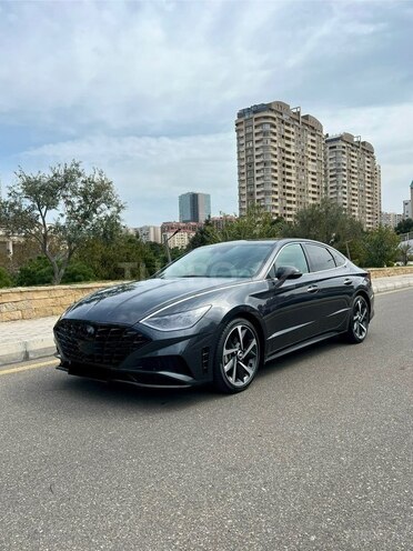 Hyundai Sonata-2