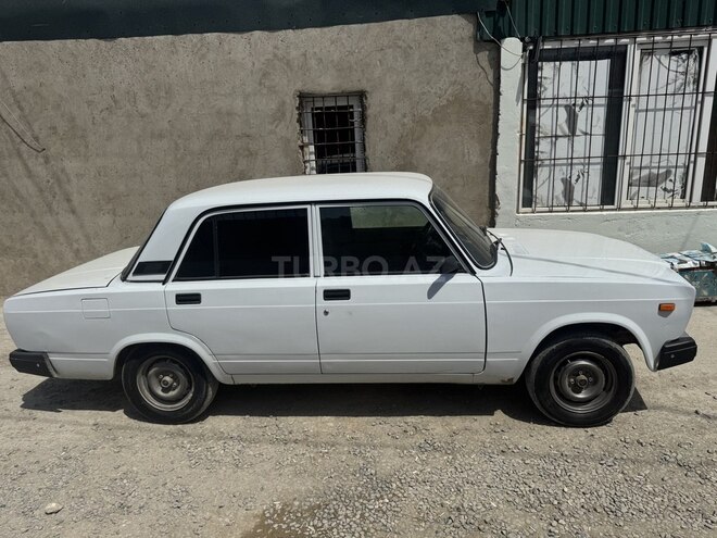 LADA (VAZ) 2107-5