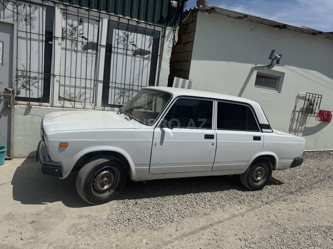 LADA (VAZ) 2107-8