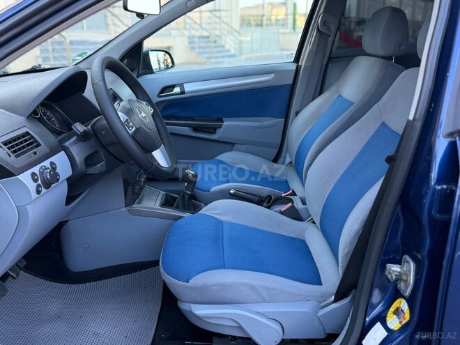 Opel Astra-14