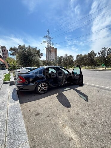 Mercedes E 220-6