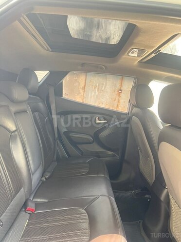 Hyundai ix35-5