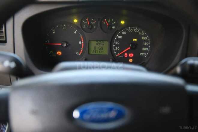 Ford Transit-4