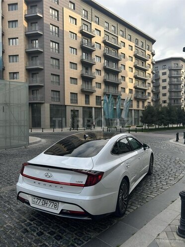 Hyundai Sonata-7