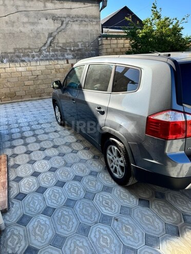 Chevrolet Orlando-7