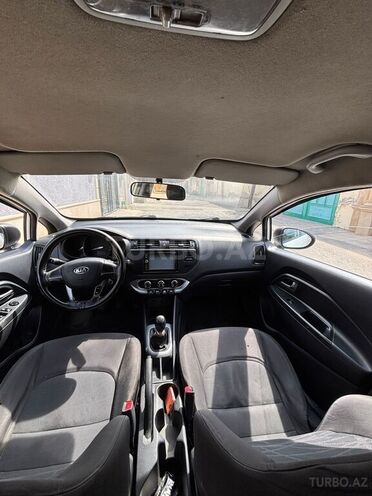 Kia Rio-6
