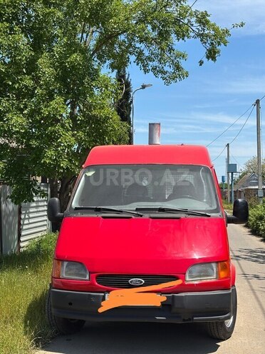 Ford Transit-1