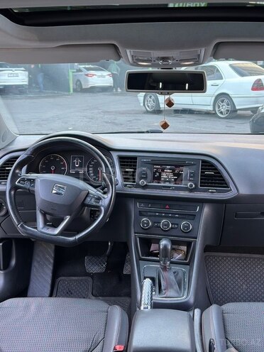 SEAT Leon-10