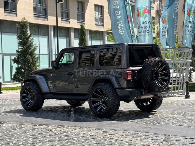 Jeep Wrangler-9