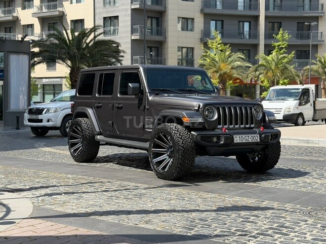 Jeep Wrangler-13
