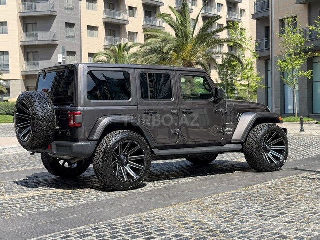 Jeep Wrangler-14