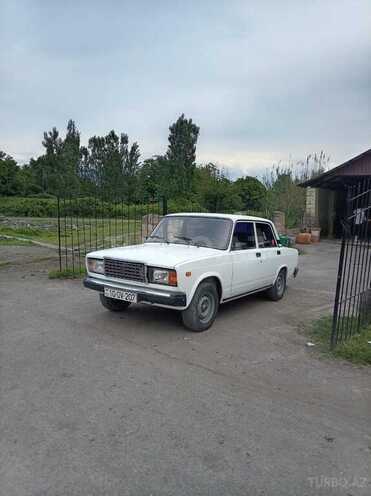 LADA (VAZ) 2107-1