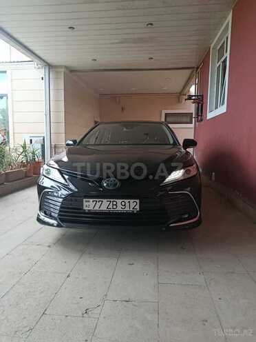 Toyota Camry-1