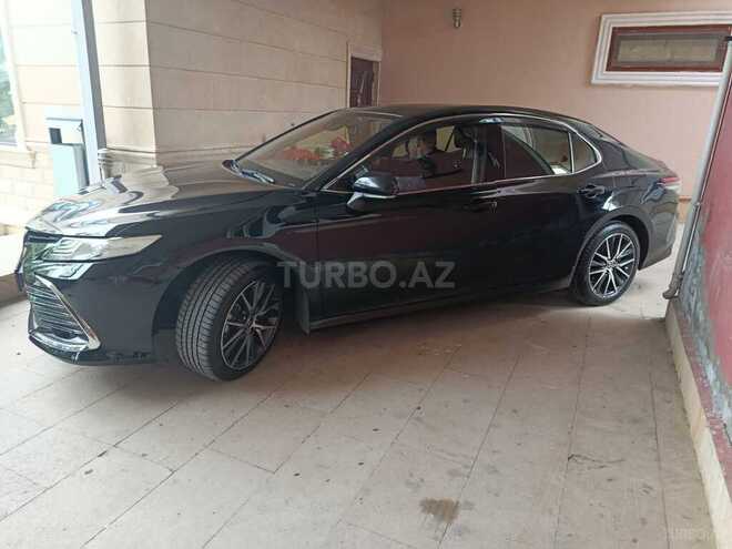 Toyota Camry-5