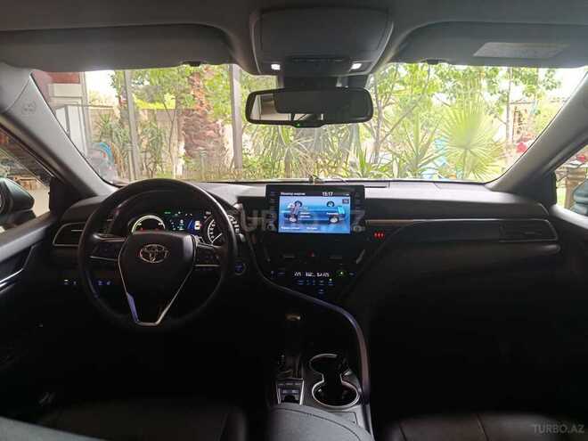 Toyota Camry-3