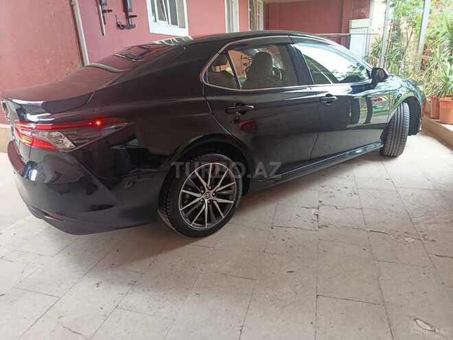 Toyota Camry-7