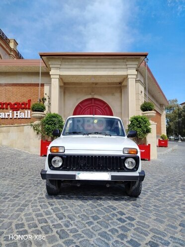 LADA (VAZ) Niva-1