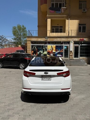 Kia Optima-2