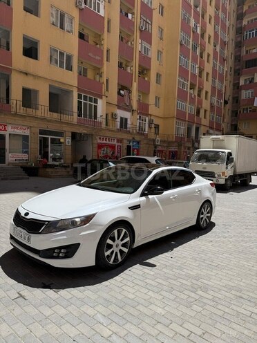 Kia Optima-4