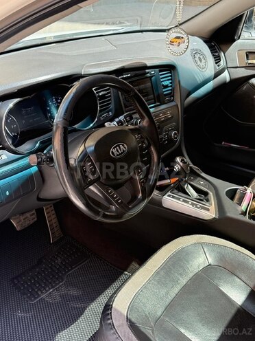 Kia Optima-10