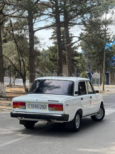 LADA (VAZ) 2107-5