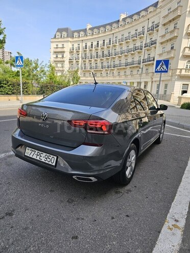 Volkswagen Polo-2