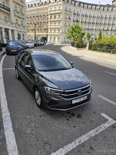 Volkswagen Polo-8