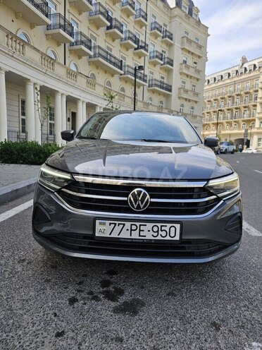 Volkswagen Polo-9