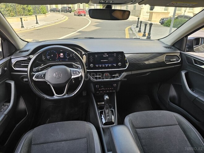 Volkswagen Polo-13