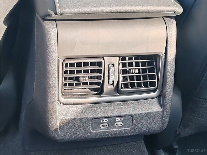 Toyota Camry-34