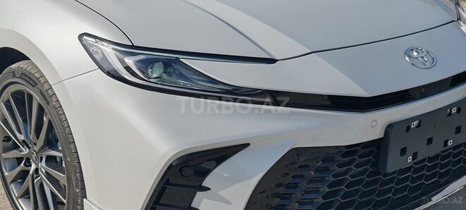 Toyota Camry-16