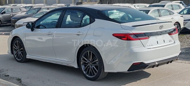 Toyota Camry-10