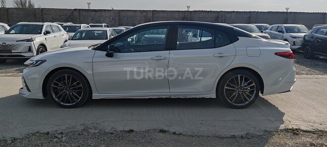 Toyota Camry-11