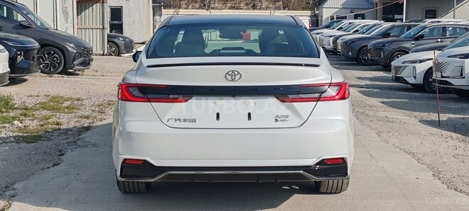Toyota Camry-9