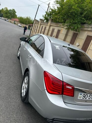 Chevrolet Cruze-2