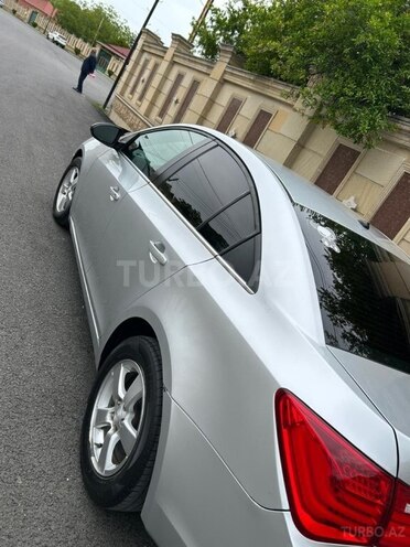 Chevrolet Cruze-5