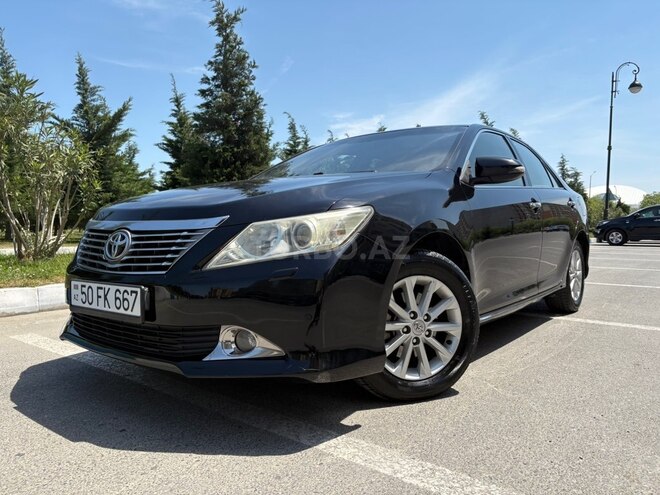 Toyota Camry-3