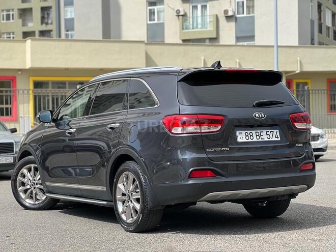 Kia Sorento-4