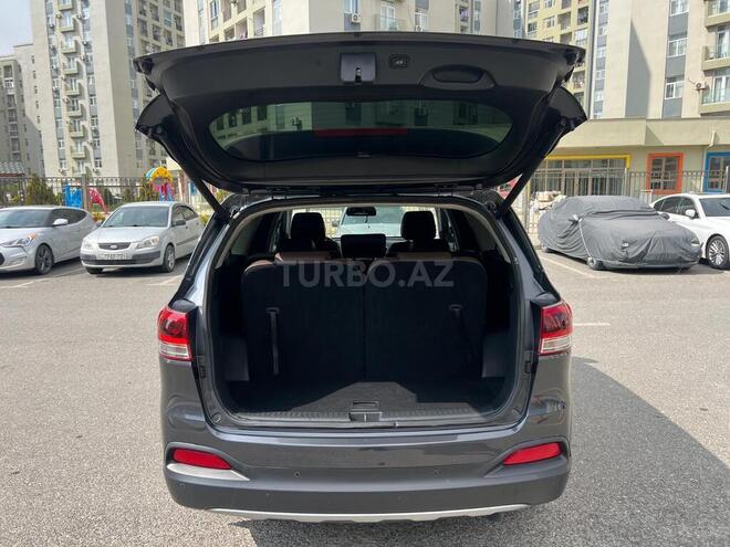 Kia Sorento-8