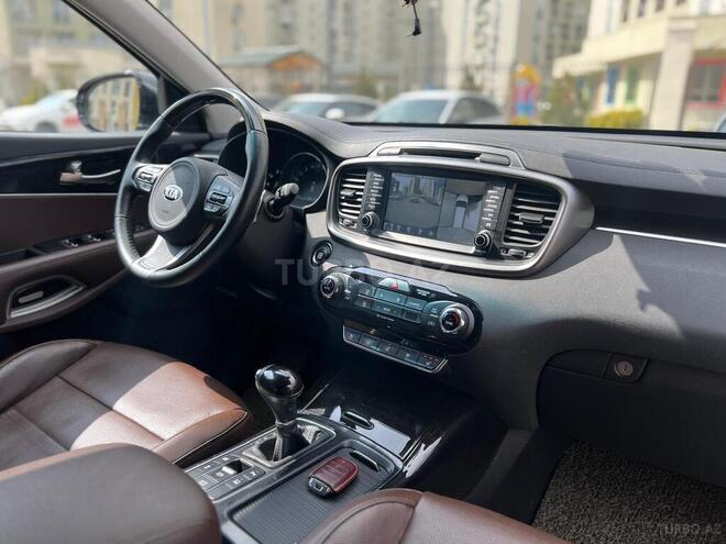Kia Sorento-21